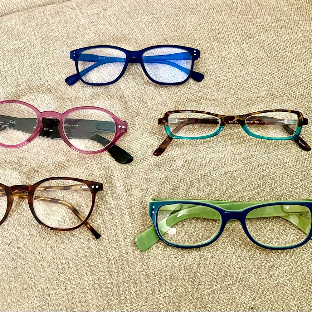 Stylish Eyeglasses Set in Various Colors